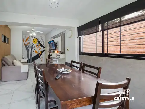 Casa 4 ambientes con 1 baño