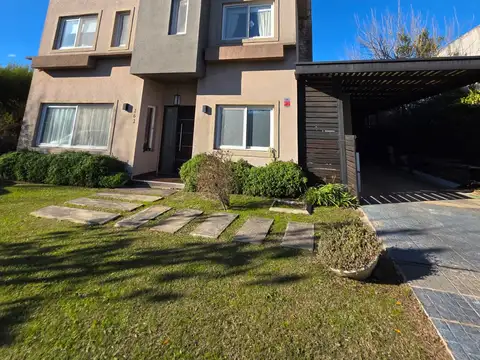 Casa en Venta en Pilar del Este - San Alfonso, USD 185.000