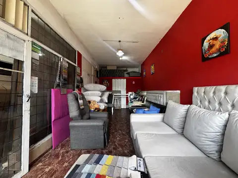 GALPON DEPOSITO CON DOS LOCALES Y VIVIENDA EN PLANTA ALTA