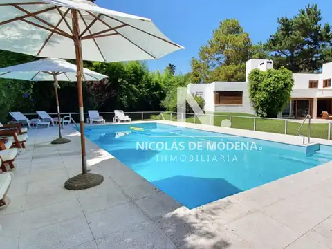 Casa en Venta de 5 dormitorios