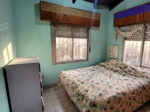 Depto Tipo Casa en Venta en Burzaco, USD 60.000