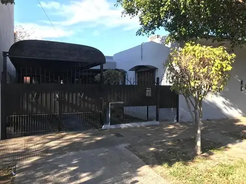 OPORTUNIDAD LOTE PROPIO 10x30 4AMB. ESCUCHA OFERTA.