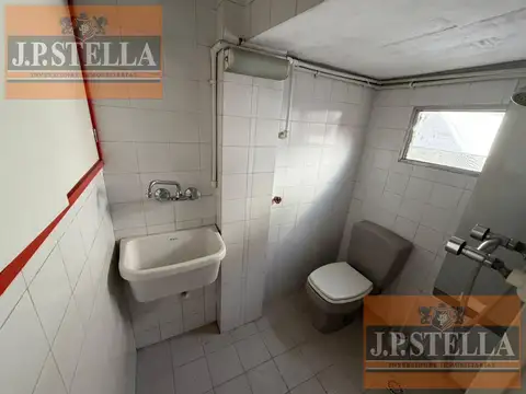 Oficina en Alquiler en Tablada, $ 400.000