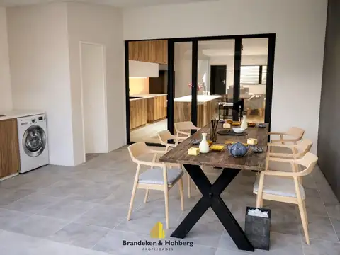 Casa en Venta en Olivos, USD 385.000