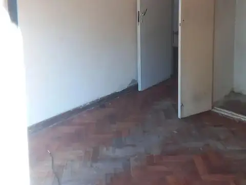 Departamento 12 ambientes con 1 baño