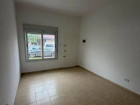 Casa en Alquiler en Ramos Mejia, $ 410.000