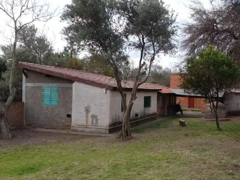 Casa 3 ambientes con 2 baños