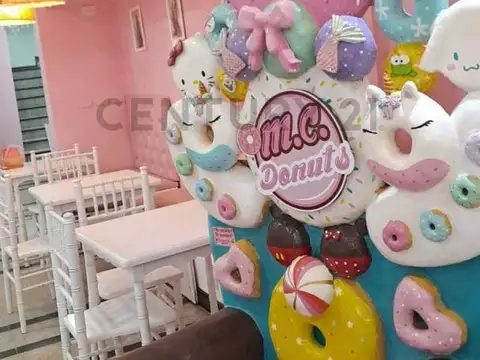 CONFITERIA TEMATICA EN FUNCIONAMIENTO