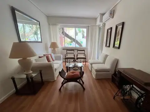 Avenida Cerviño 3400, Piso 1