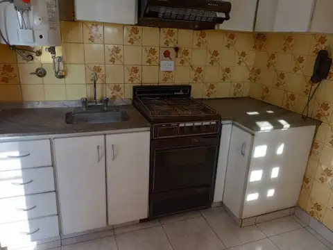 Departamento 3 ambientes con 1 baño