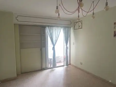 Departamento en Alquiler en Parque Patricios, $ 700.000