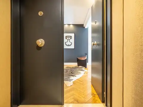 Alquiler de Piso de 6 Ambientes c/ Dep. en Ayacucho y Guido