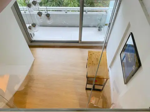 Loft de 111 m2 Apto Profesional  EN VENTA en Puerto de Olivos-Vias/Rio