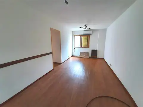Av. Directorio al 600 - Departamento de 3 ambientes luminoso - Caballito