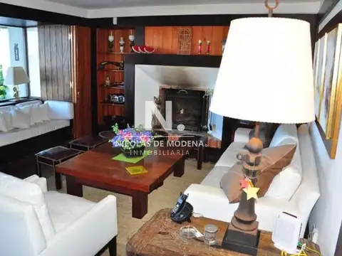 Departamento en Venta de 5 ambientes