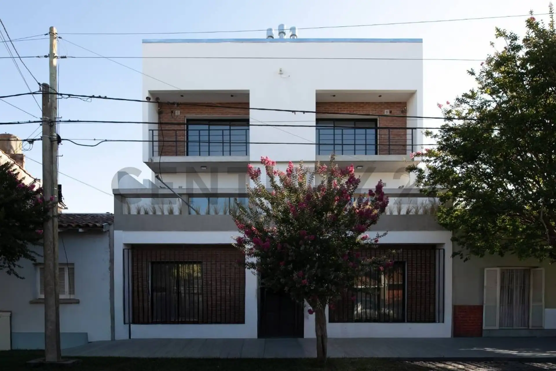 Depto 2 amb, 43m² cubiertos con terraza y parrilla — San Jose