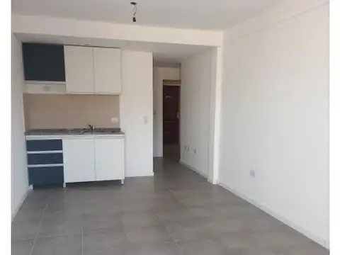 Warnes 1118 , Piso 1