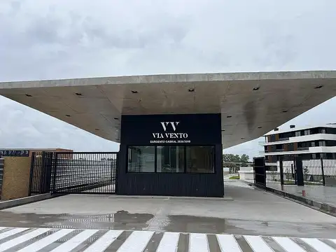 Departamento de 3 ambientes con jardín en venta en Canning, Esteban Echeverría.