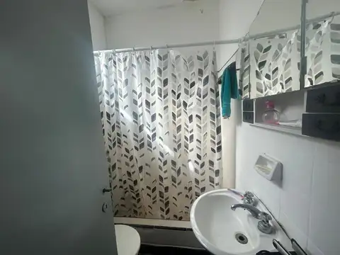 Depto Tipo Casa en Venta de 5 ambientes
