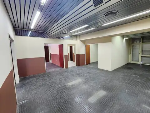 Oficina en Venta 51 años