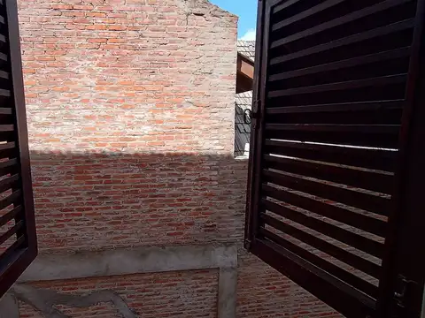 VENTA MONOAMBIENTE PINAMAR CON ASCENSOR