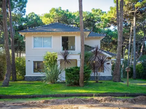 Casa 3 Dormitorios en Alquiler temporario en Pinamar Zona Norte