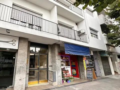 Departamento en alquiler 3 dormitorios av 7 e /41 y 42