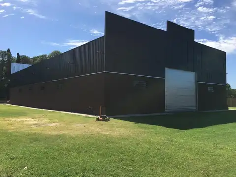 GALPON EN VENTA EN VILLA ROSA - PILAR