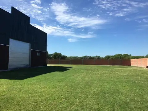 GALPON EN VENTA EN VILLA ROSA - PILAR
