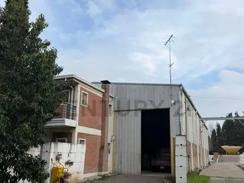 Casa 7 ambientes con 4 baños