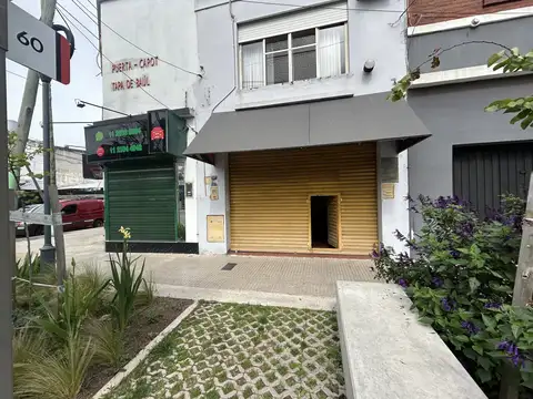 Local sobre Avenida 