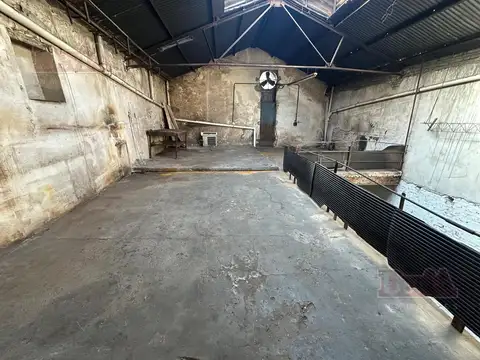 Venta- Galpón - Warnes y Juan B Justo -  Villa Crespo