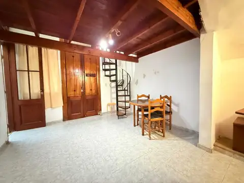 Depto Tipo Casa en Venta 86 años
