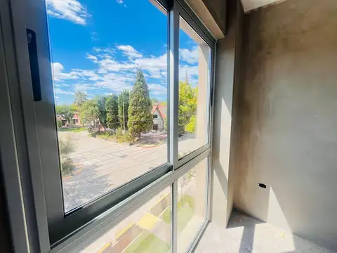 Casa 2 ambientes con 1 baño