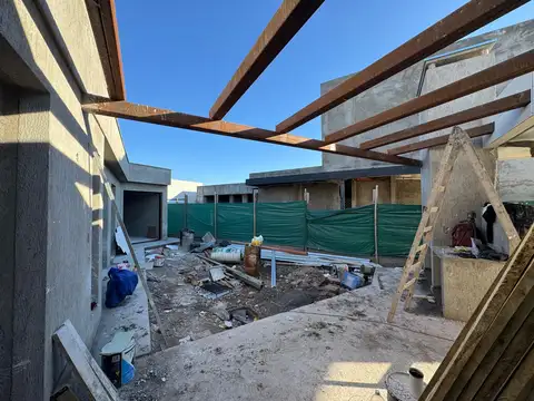 Casa en venta a estrenar Cortaderas 3, Guaymallén