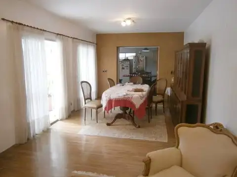 Depto Tipo Casa en Venta en Avellaneda, USD 195.000