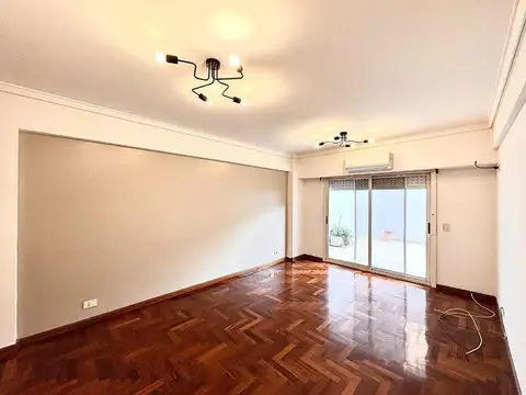 Avenida Directorio 700