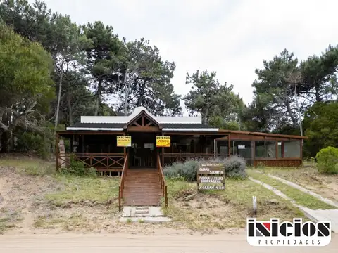 Local comercial más dos Cabañas en pleno Centro - C776