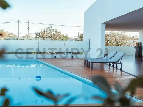 Adolfo calle 4100, Piso 0