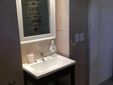 Depto Tipo Casa Monoambiente con 1 baño