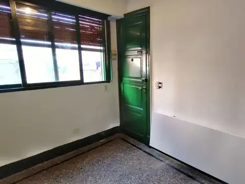 Depto Tipo Casa en Alquiler de 2 ambientes