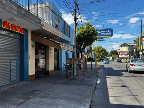 Venta Local Hurlingham Tesei
