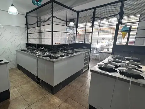 Venta Local Hurlingham Tesei