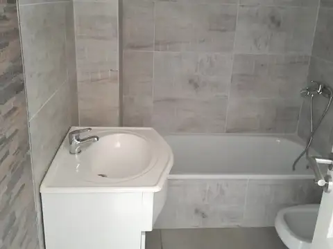 Oficina en Alquiler en Centro, $ 450.000