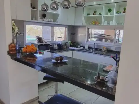 Casa en Venta en La Punta, USD 150.000