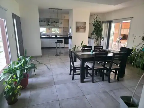 VENDO CASA EN AGUADITA DEL PORTEZUELO - LA PUNTA- SAN LUIS