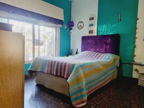 CASA EN VENTA 4 AMBIENTES EN J.L. SUAREZ