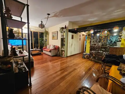 Av. Luis Güemes 462 Piso 6 Departamento B , Piso 6