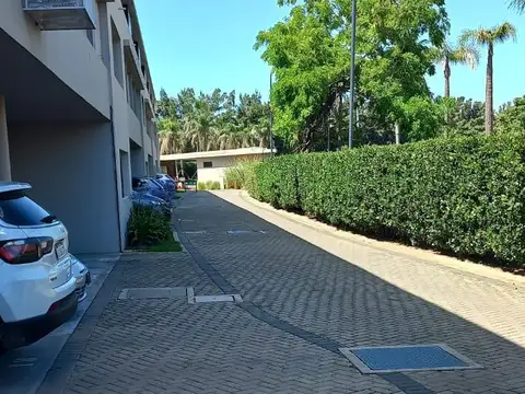 Departamento en venta c/ cochera en Nordelta