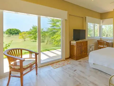 Casa 6 ambientes con 3 baños
